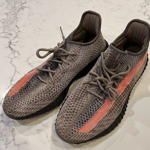 Adidas Yeezy Boost 350 v2  size 14